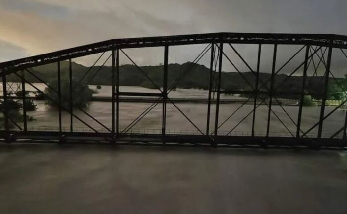 Corriente del río Ulúa destruye histórico puente Ferrocarril en Honduras