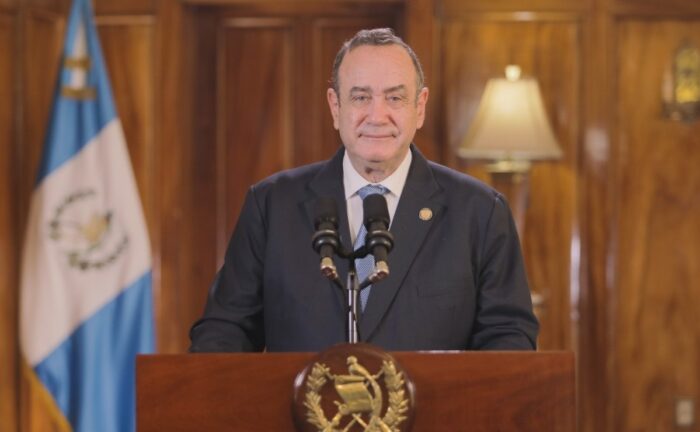 Presidente Alejandro Giammattei se refiere al avance de la vacunación - Chapin  TV