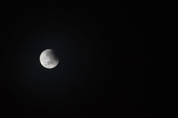 Así se vio el eclipse lunar más largo del siglo 