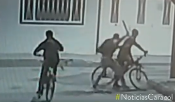 Captan a ladrones atacando a sus víctimas para quitarles su bicicleta