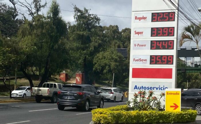 Precios de los combustibles aumentan este miércoles 