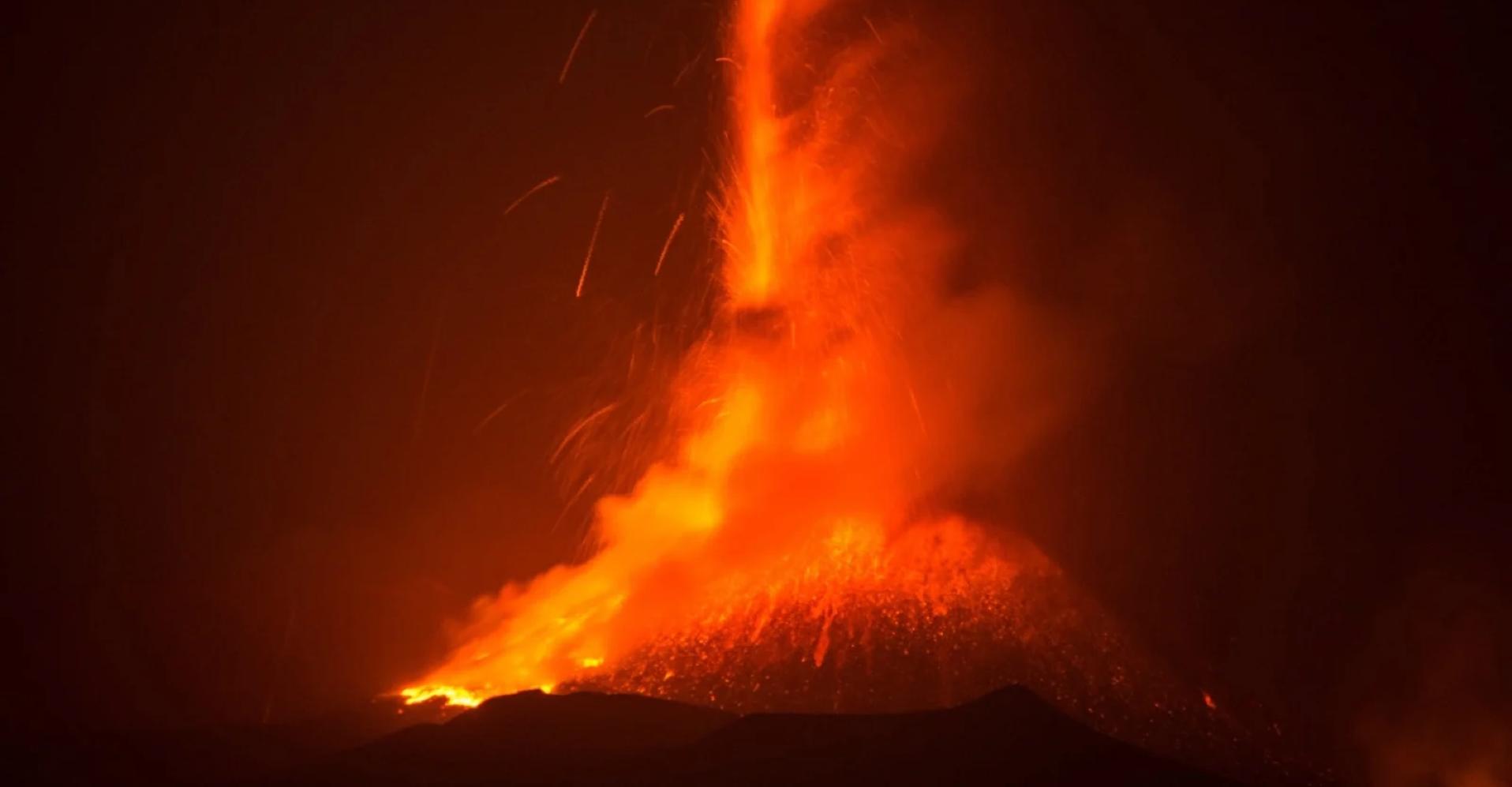 monte-etna-entro-erupcion
