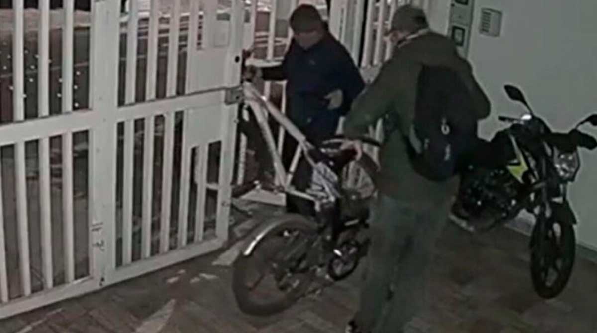 Ladrones-devuelven-bicicleta-robada-porque-estaba-dañada-y-se-llevan-una-mejor