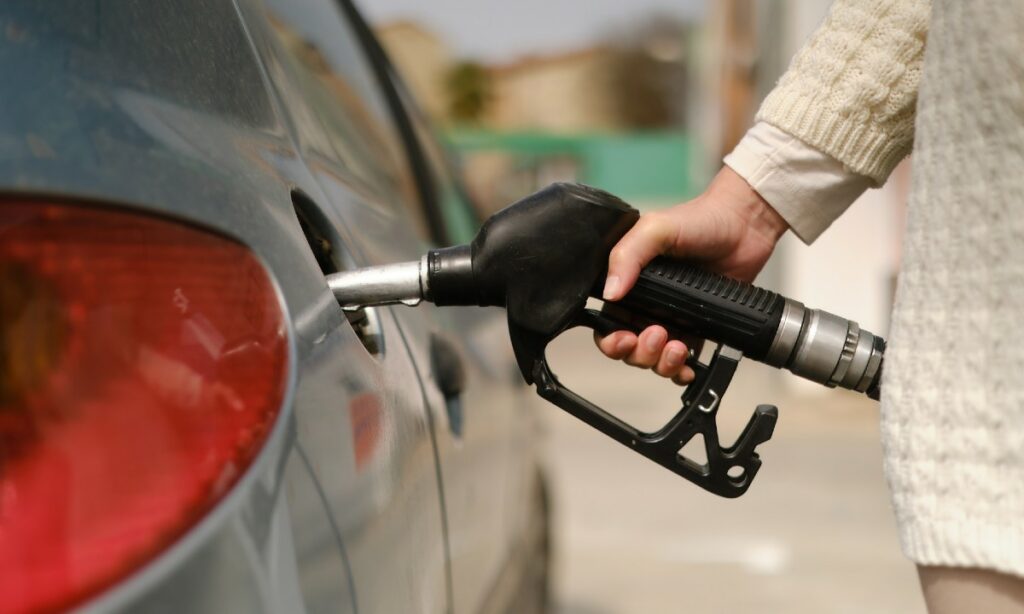 Reportan incremento en los precios de los combustibles - Chapin TV