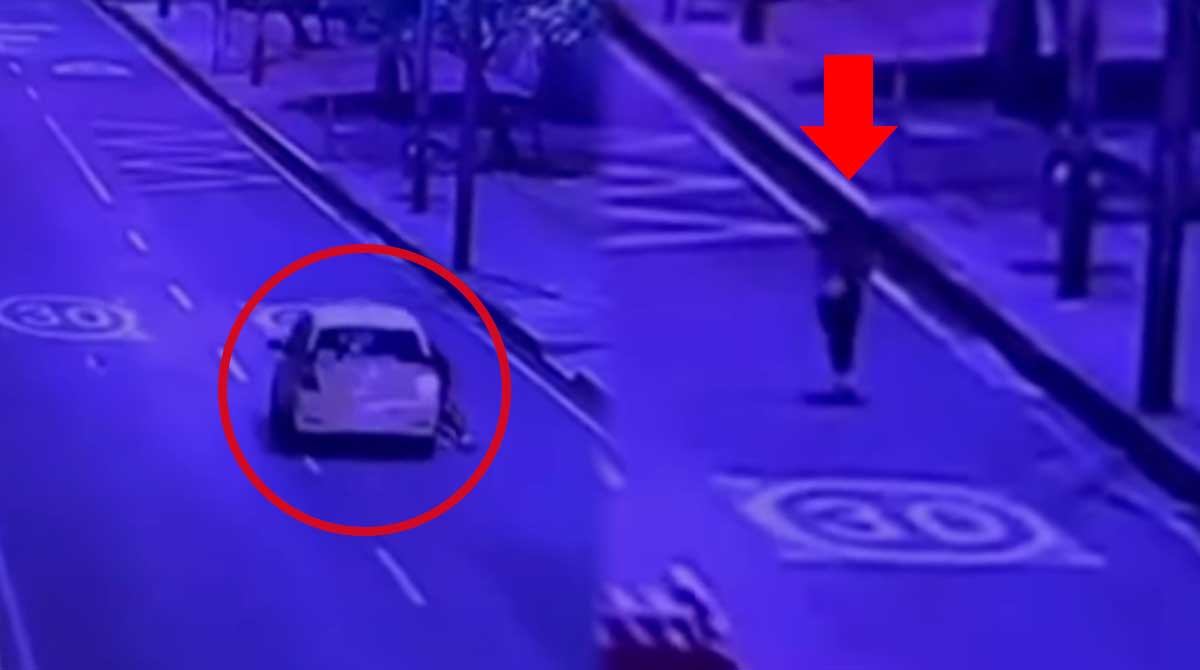 Taxista asalta a pasajera y la arroja del carro en movimiento (VIDEO)