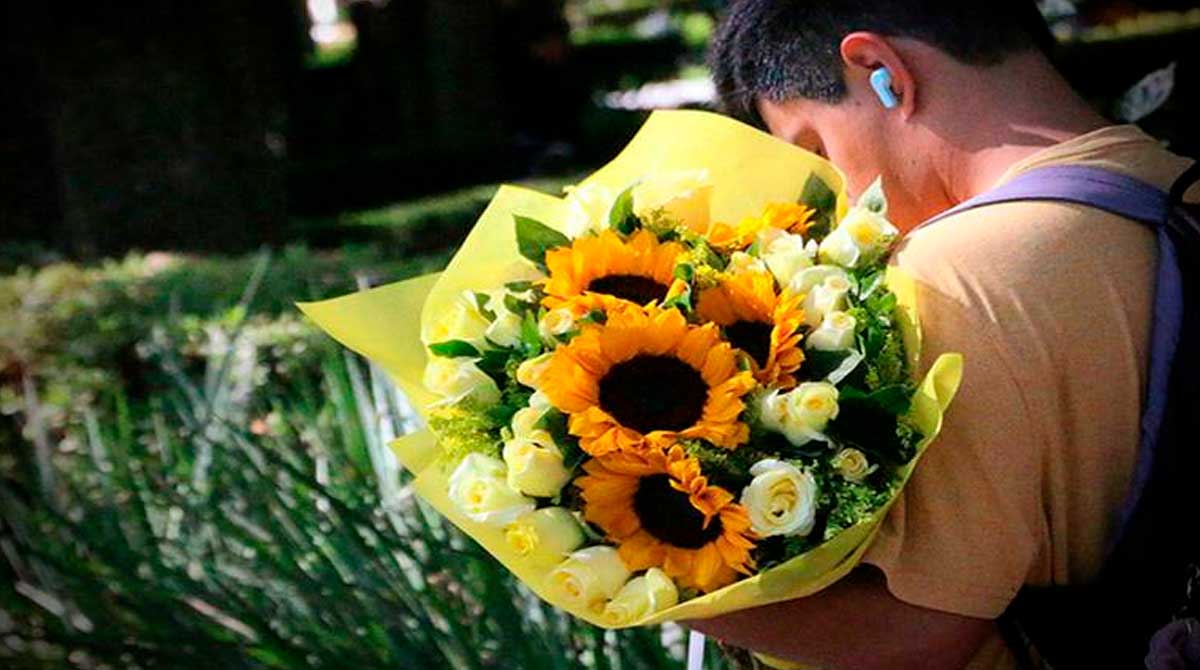 Por-qué-se-regalan-flores-amarillas-el-21-de-marzo-en-Guatemala