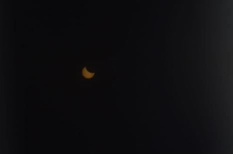 Así se vio el eclipse solar en su punto máximo en Guatemala  